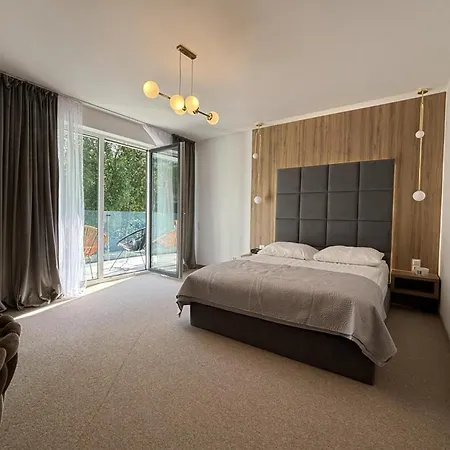 Aparthotel Eden Premium *